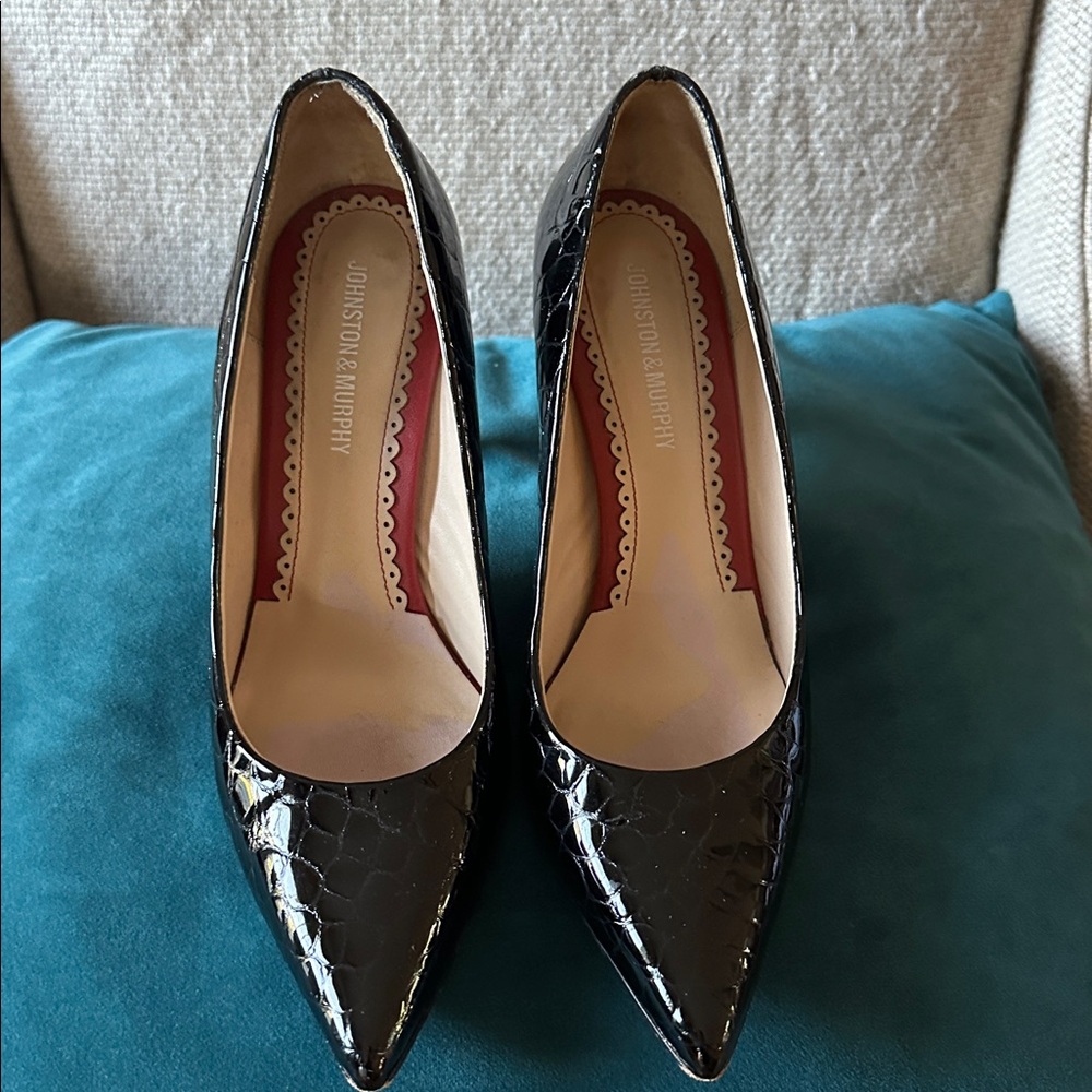 Johnston & Murphy Black Patent Heels